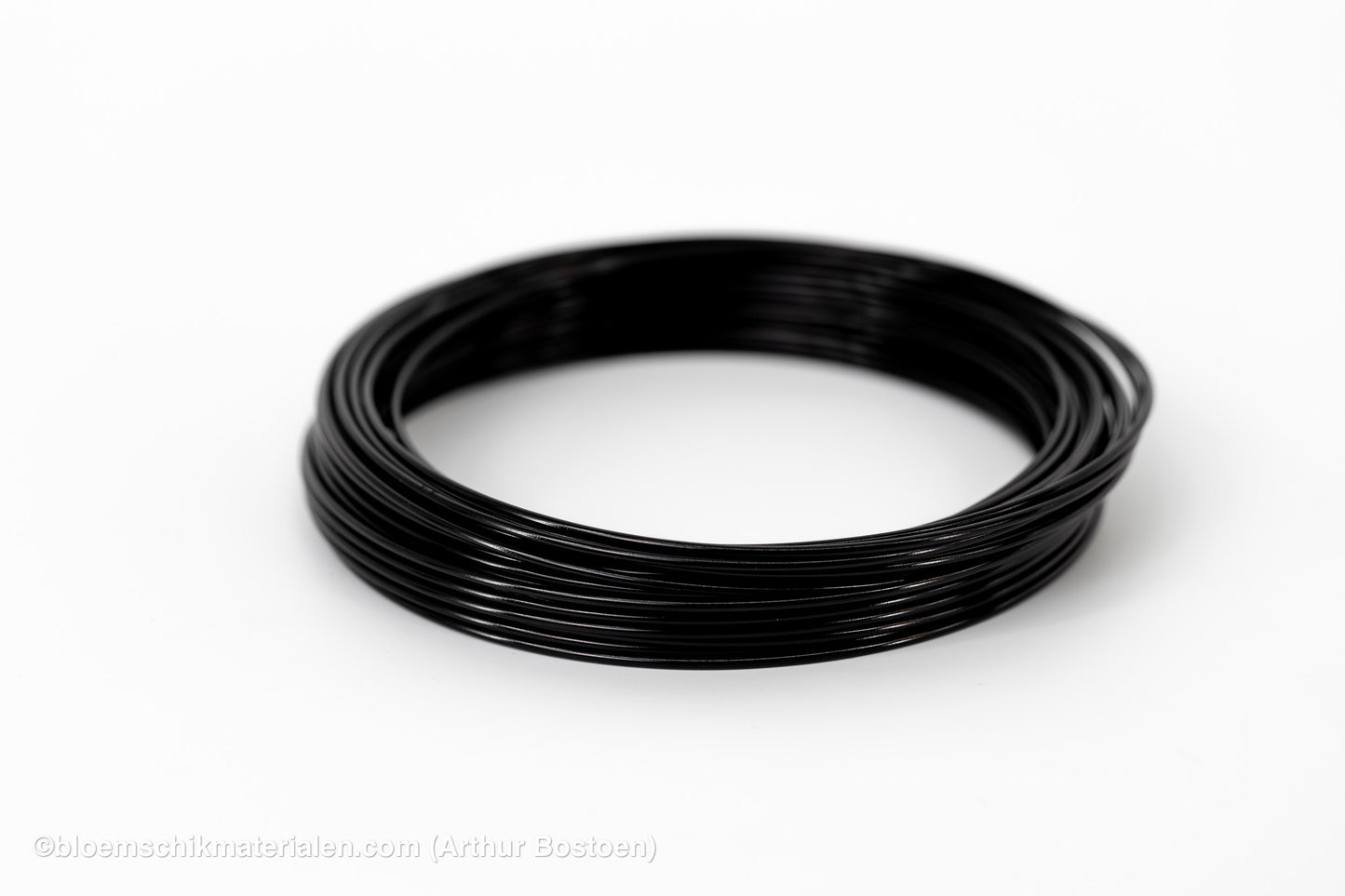 ALUMINIUMDRAAD ZWART (2mm dikte, +/-12M lang)