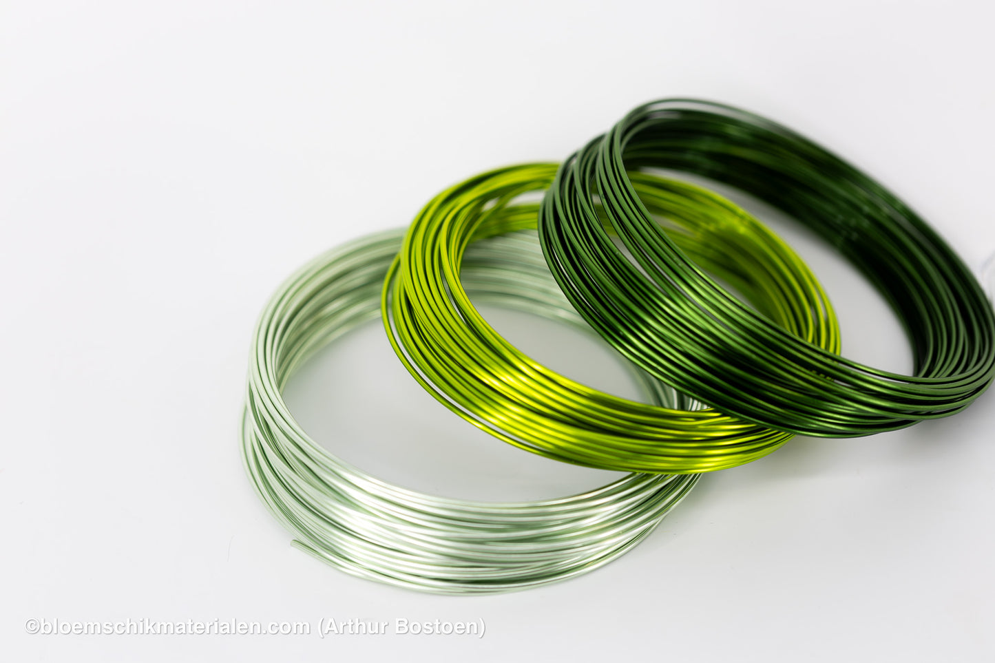 ALUMINIUMDRAAD OLIJFGROEN (2mm dikte, +/-12M lang)