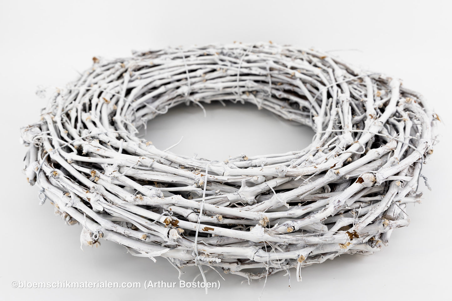 KRANS DRUIVENHOUT WHITE WASH 50CM (dikke ranken)