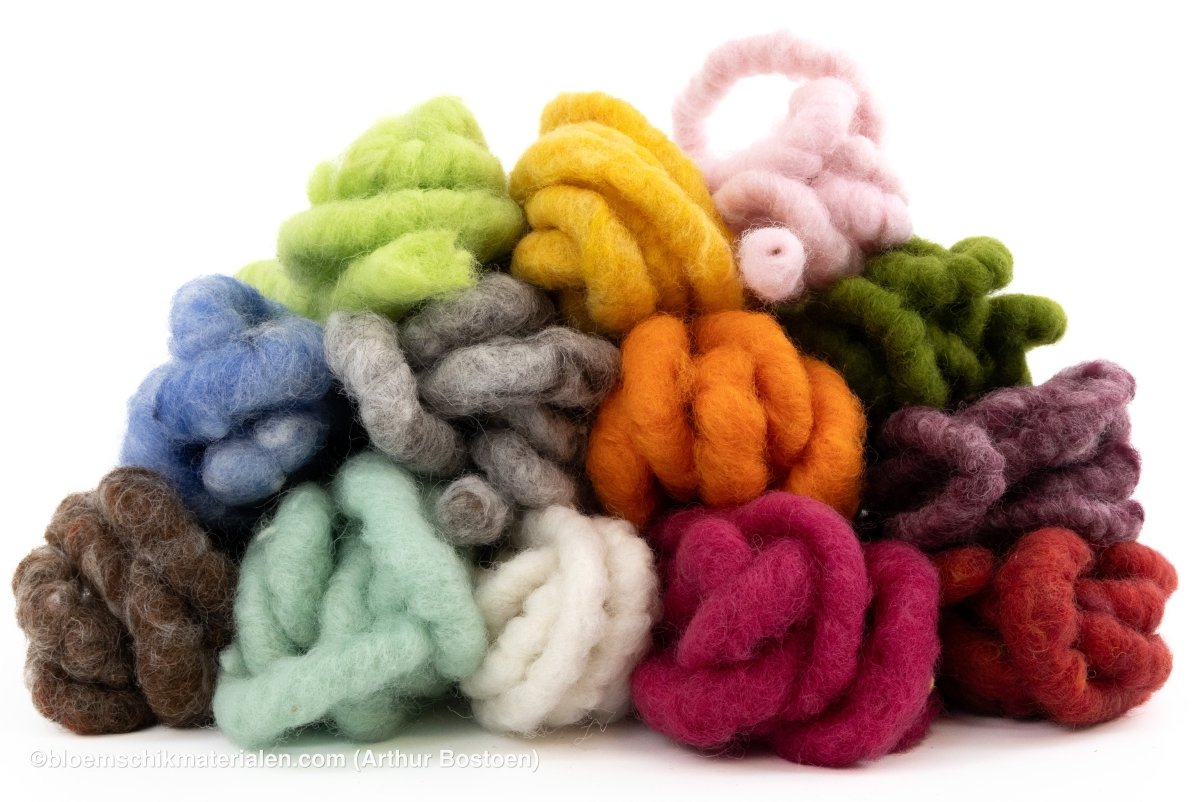 DIKKE WOL LAVENDEL/BLAUW (MIRABELL FLAUSCH) +/ - 25M - bloemschikmaterialen.com