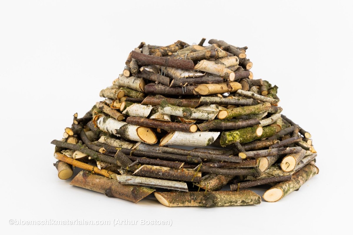 KRANS BERKENTAKKEN 40CM (dikke takken) - bloemschikmaterialen.com