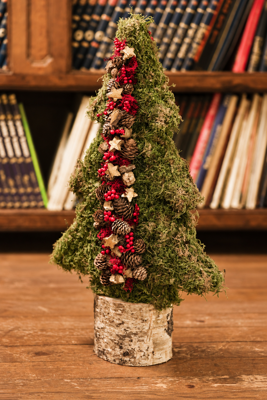 Kerstboom op boomstam met Larix (70cm)