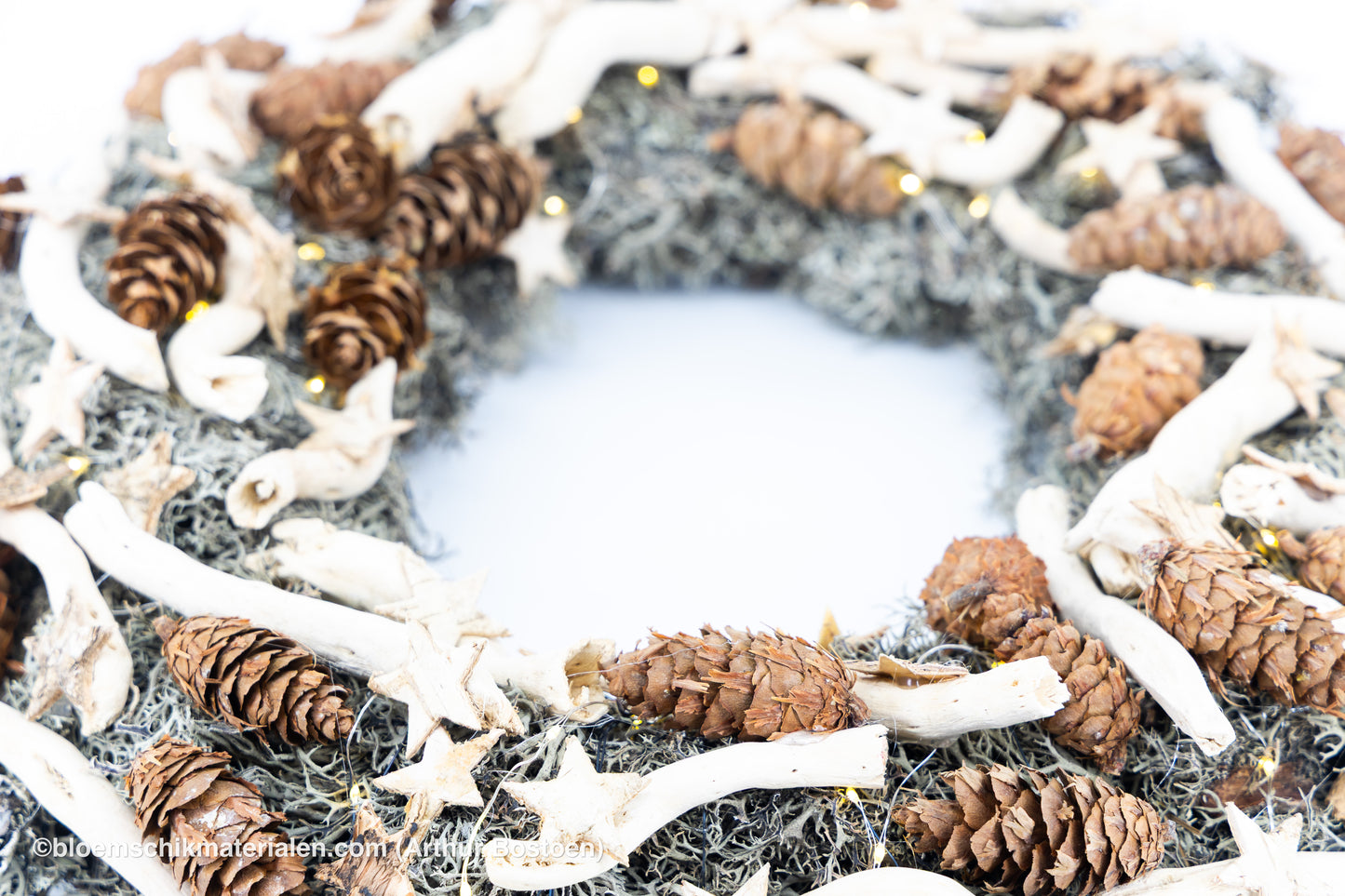 Winterse moskrans met lichtjes (Pakket)