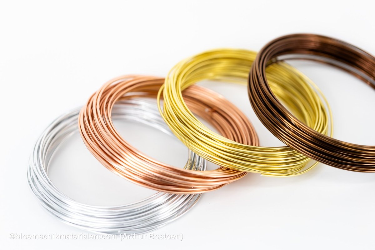 ALUMINIUMDRAAD GOUD (2mm dikte, +/ - 12M lang) - bloemschikmaterialen.com