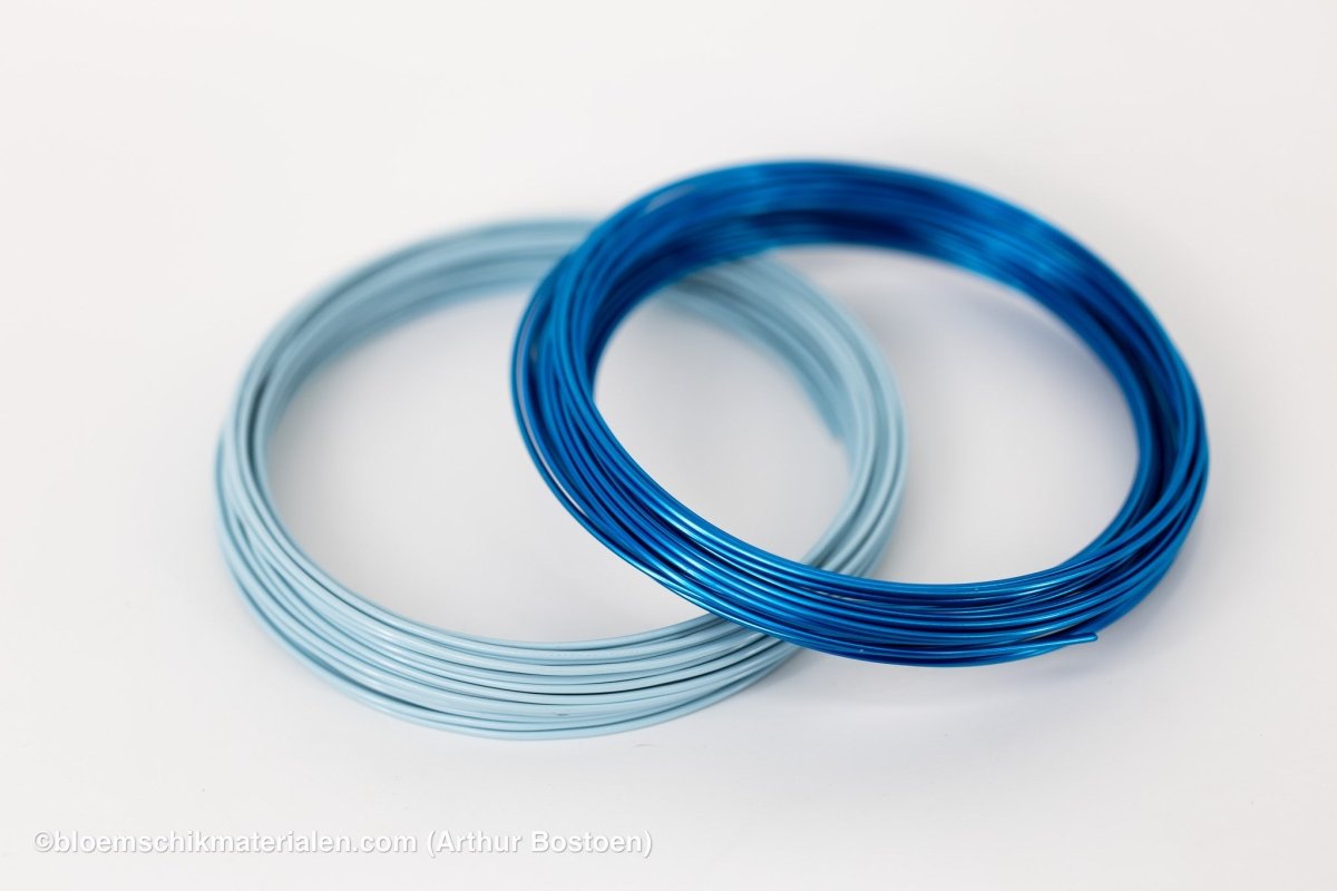 ALUMINIUMDRAAD TURQUOISE (2mm dikte, +/ - 12M lang) - bloemschikmaterialen.com