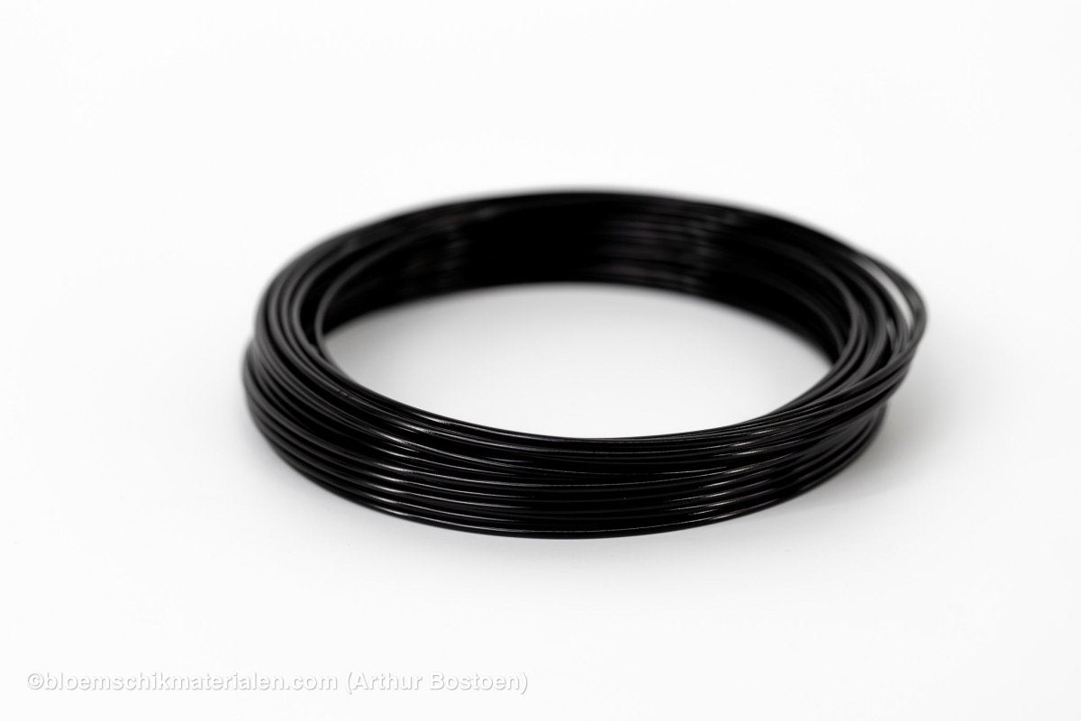 ALUMINIUMDRAAD ZWART (2mm dikte, +/ - 12M lang) - bloemschikmaterialen.com