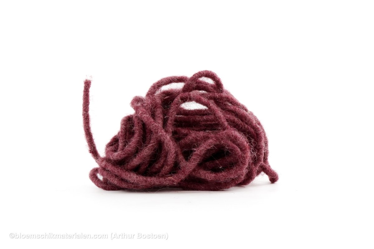 DUNNE WOLDRAAD AUBERGINE (DOCHTFADEN) +/ - 55M - bloemschikmaterialen.com