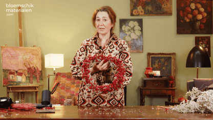 Hartenkrans met Droogbloemen - bloemschikmaterialen.com