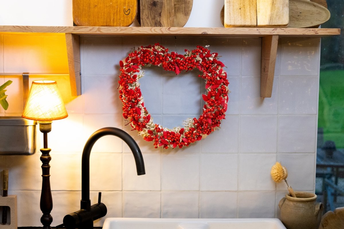 Hartenkrans met Droogbloemen - bloemschikmaterialen.com