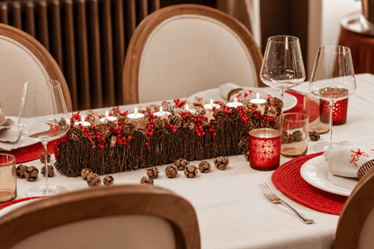 Kersttafeldecoratie met 8 glazen kaarsenhouders (50cm) - bloemschikmaterialen.com