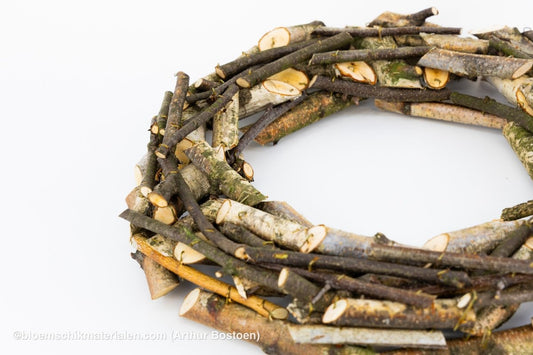 KRANS BERKENTAKKEN 40CM (dikke takken) - bloemschikmaterialen.com