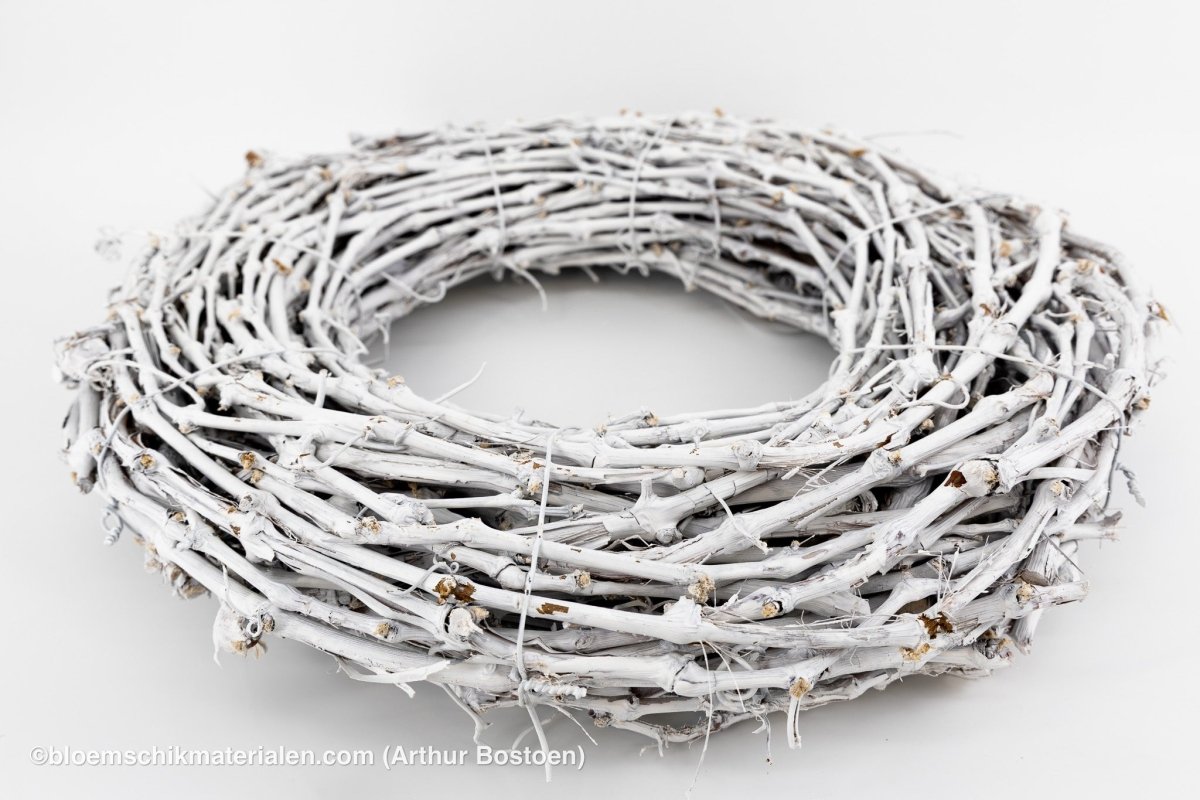 KRANS DRUIVENHOUT WHITE WASH 50CM (dikke ranken) - bloemschikmaterialen.com