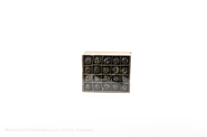KWARTELEIEREN ZWART 60ST - bloemschikmaterialen.com
