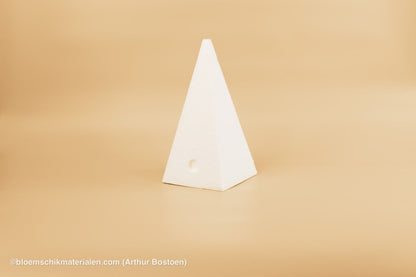 PIEPSCHUIM PIRAMIDE 30X14X14CM - bloemschikmaterialen.com