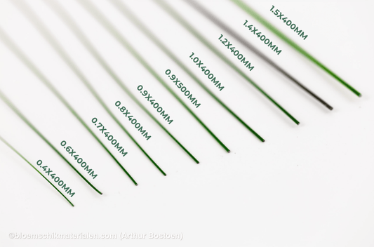 STEEKDRAAD GROENGELAKT 0.6X400mm (2,5 KG) - bloemschikmaterialen.com