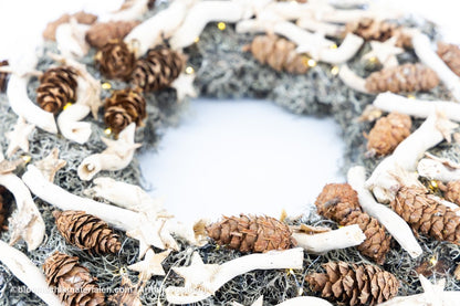 Winterse moskrans met lichtjes (Pakket) - bloemschikmaterialen.com