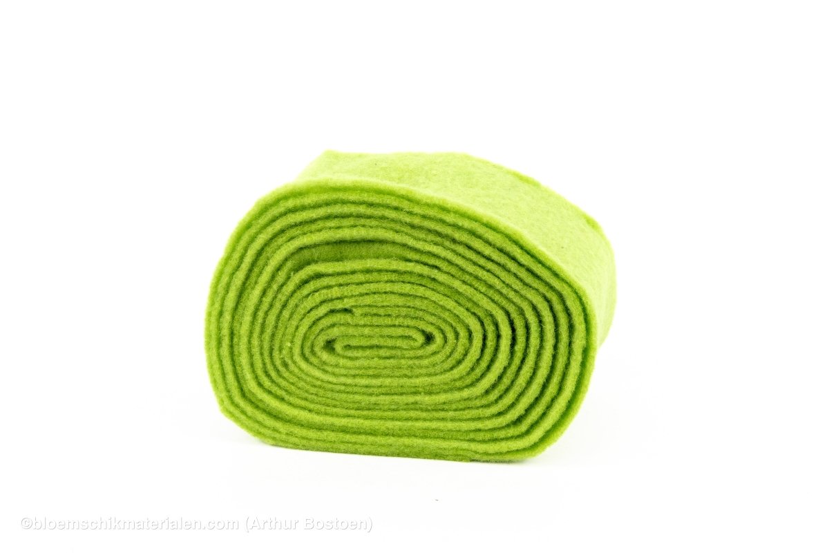 WOL VILT 15CM +/-5M L-GROEN - bloemschikmaterialen.com