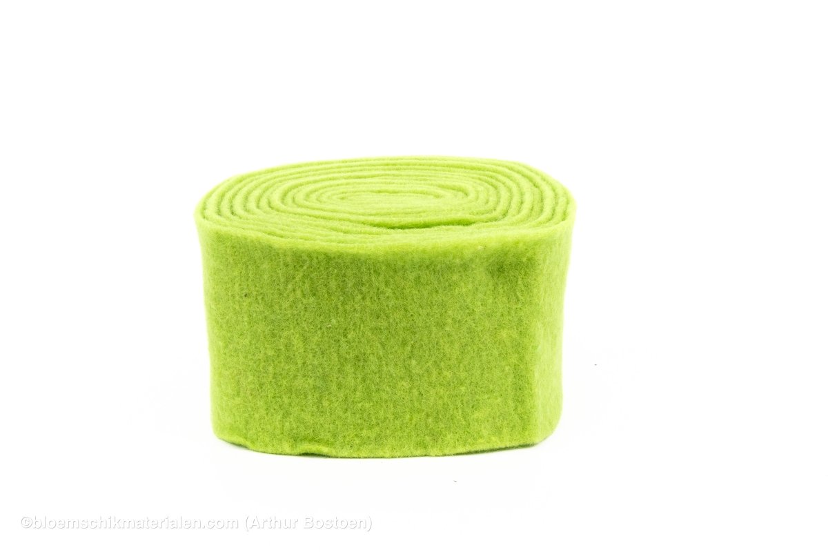 WOL VILT 15CM +/-5M L-GROEN - bloemschikmaterialen.com